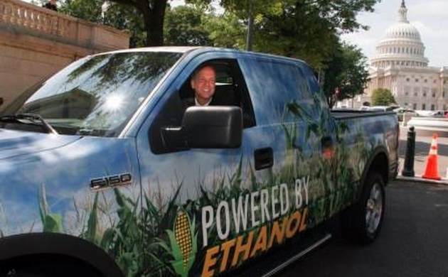 Truck Lettering / Vehicle Graphics